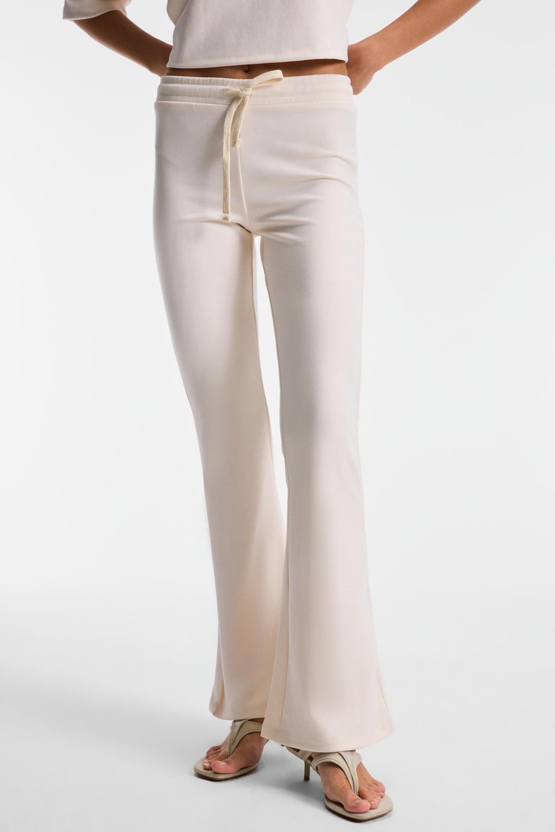 ASHERA Kadın Esnek Kumaşlı Geniş Paçalı Slim Fit Bej Eşofman Altı