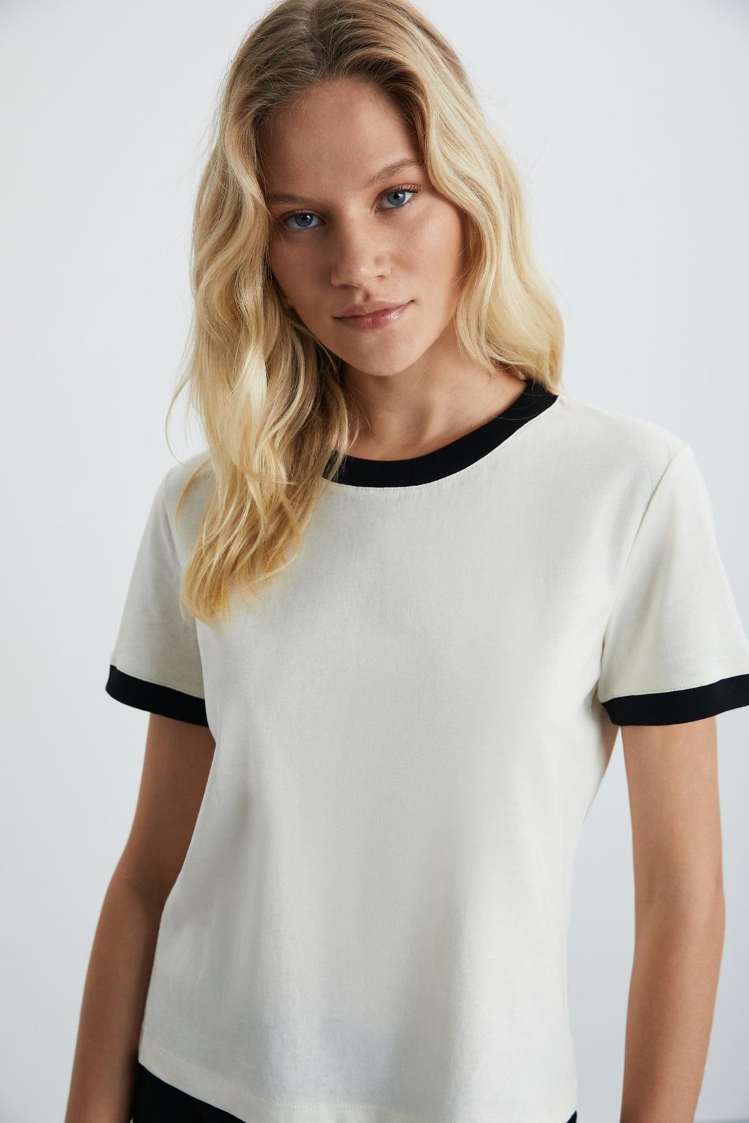 ASHLEY Kadın Ekru T-Shirt