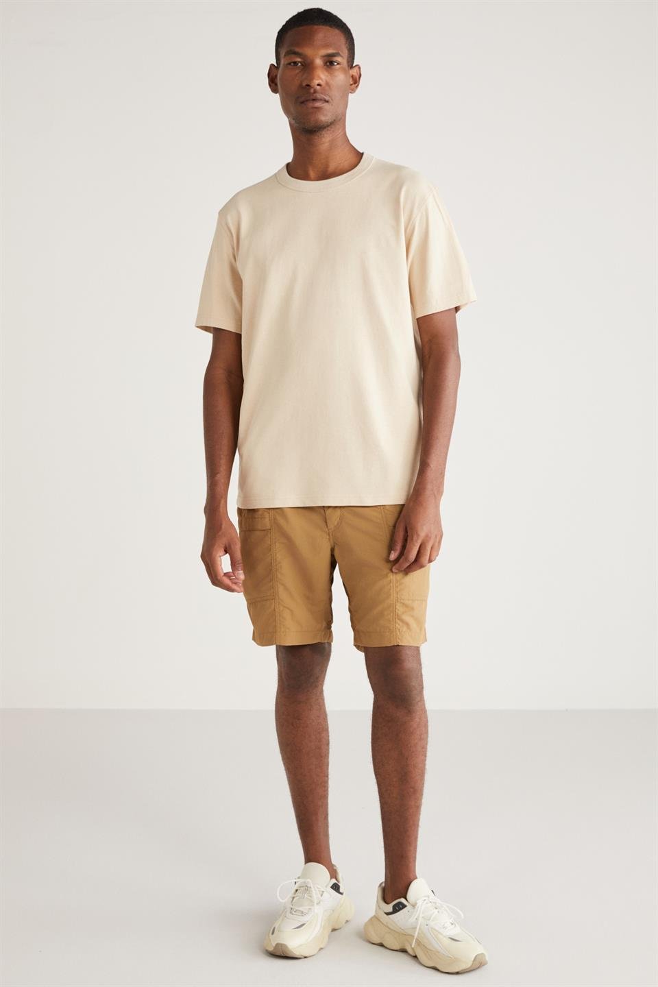 ASTONS Basic Relaxed Vanilya Tekli T-Shirt