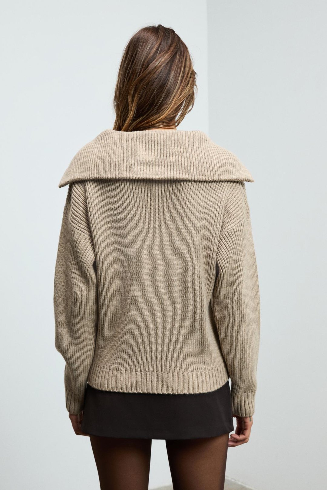 AUDAZ Kadın Fermuarlı Dik Yakalı Uzun Kollu Relaxed Fit Triko Bej Kazak