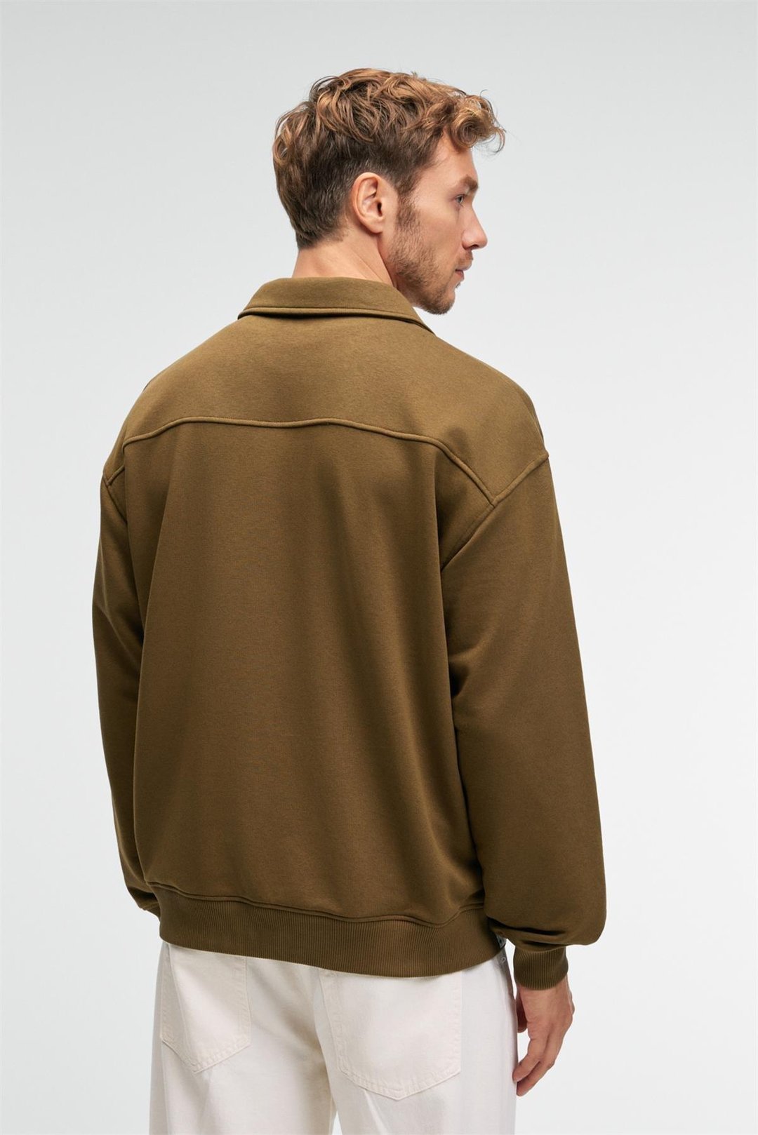AUGUST Erkek %100 Pamuk Yarım Fermuarlı Yakalı Cepli Süs Etiketli Haki Sweatshirt