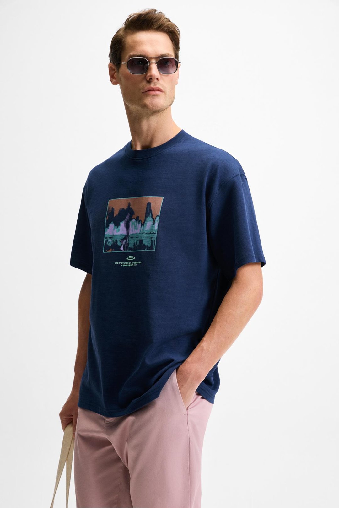 AURA Erkek Baskı Detaylı %100 Organik Pamuk Bisiklet Yaka Kısa Kol Oversize Lacivert T-Shirt