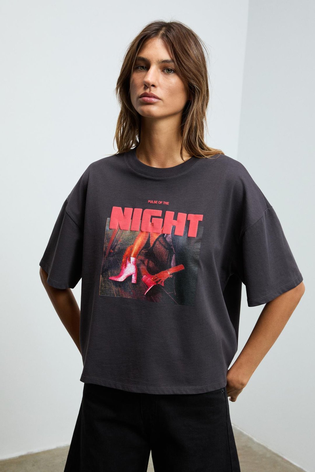 AYUKRA Kadın Yumuşak Ve Esnek Kumaşlı Baskı Detaylı Bisiklet Yakalı Antrasit T-Shirt