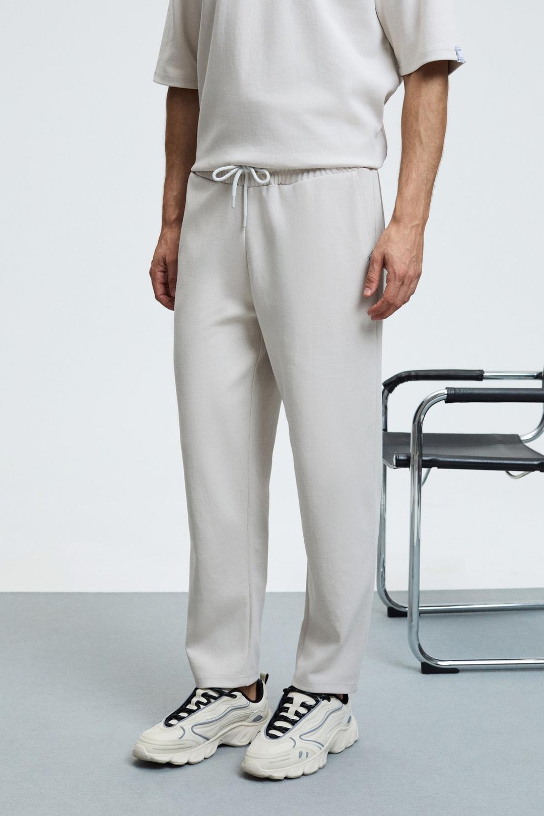 BARNABY Erkek Kolu ve Pantolon Cebi Süs Etiket Detaylı Yuvarlak Yaka Gri Alt-Üst Takım