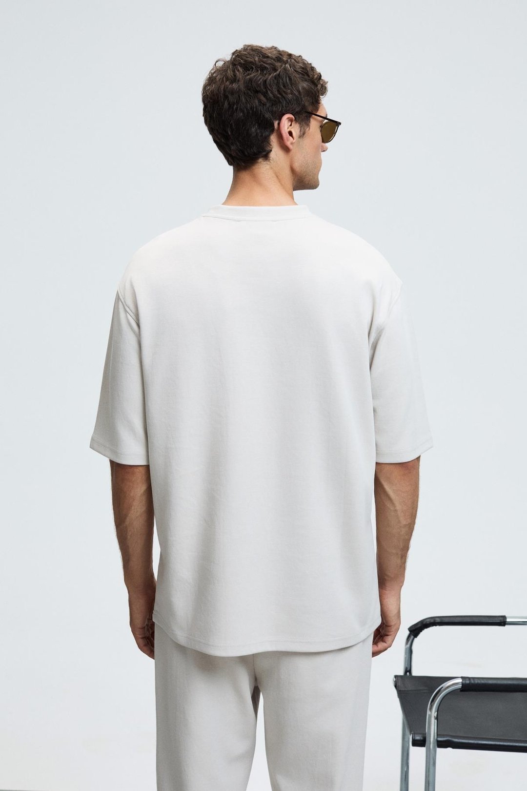 BARNABY Erkek Kolu ve Pantolon Cebi Süs Etiket Detaylı Yuvarlak Yaka Gri Alt-Üst Takım