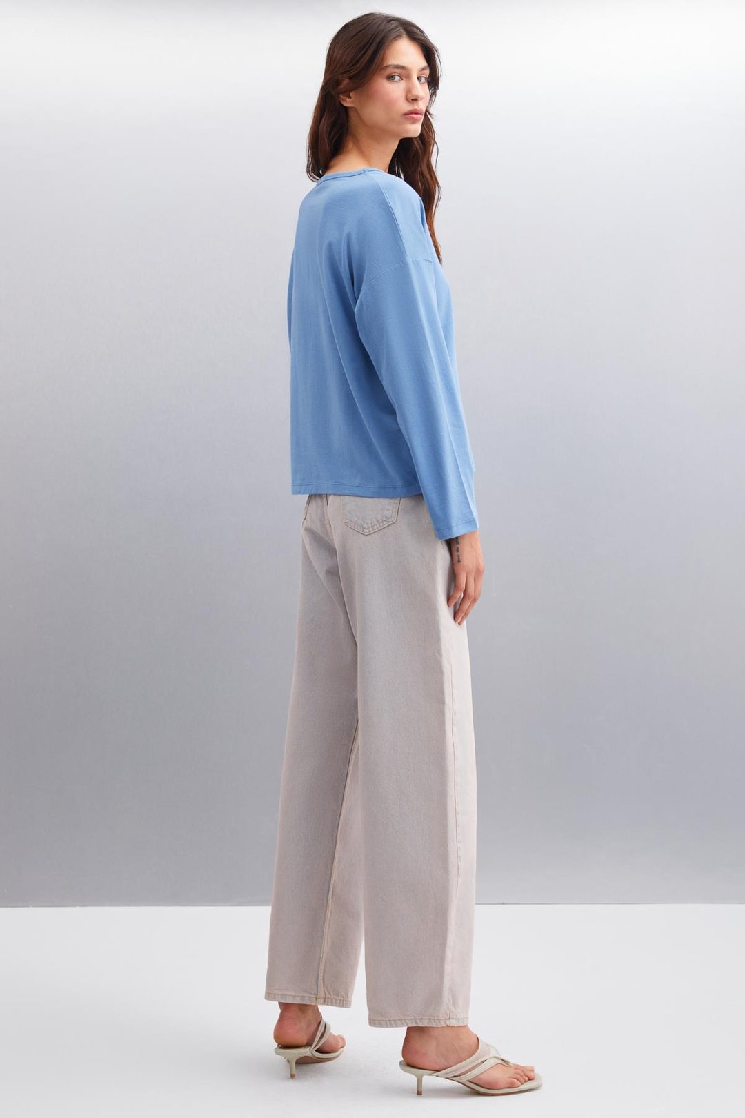 BASIL Erkek Sırt Baskı Detaylı Oversize %100 Organik Pamuk Örme Uzun Kol İndigo T-Shirt