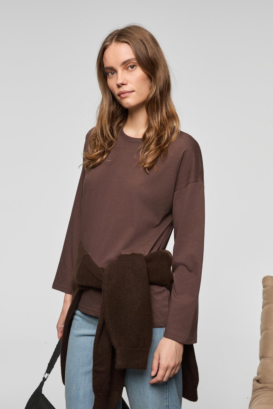 BASIL Kadını Oversize %100 Organik Pamuk Örme Uzun Kol Koyu Kahverengi T-Shirt