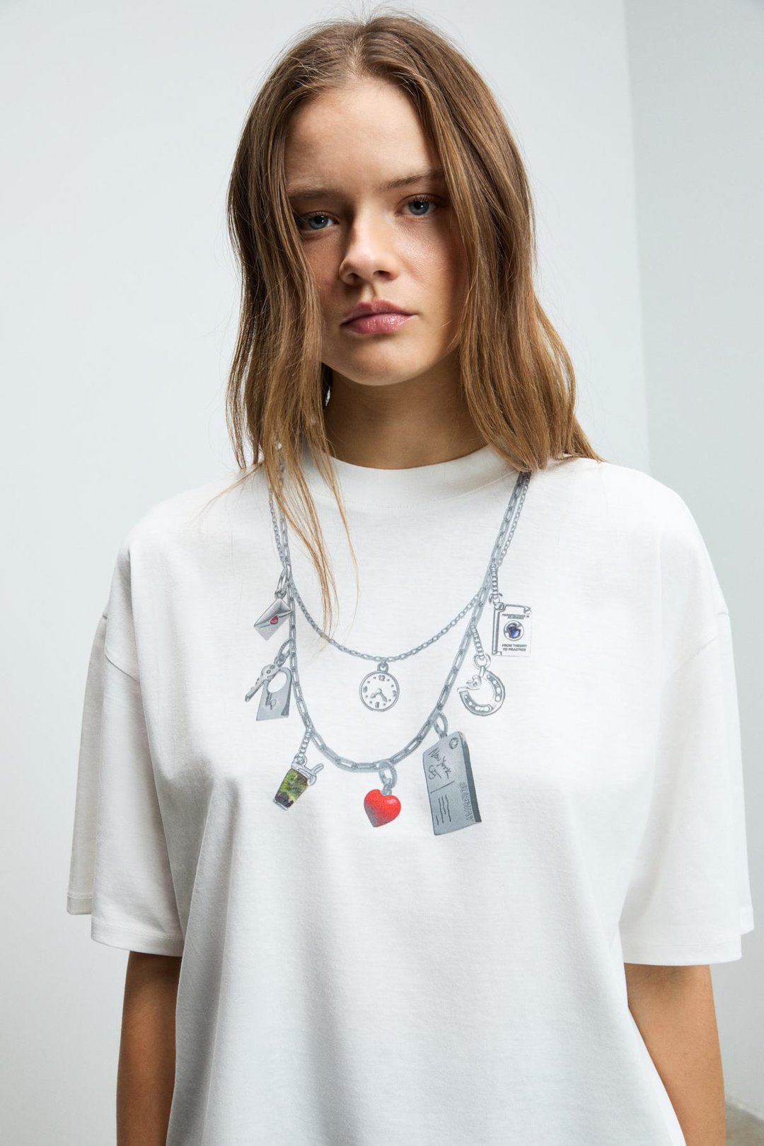 BEMAJO Kadın Yumuşak Ve Esnek Kumaşlı Baskı Detaylı Bisiklet Yakalı Beyaz T-Shirt