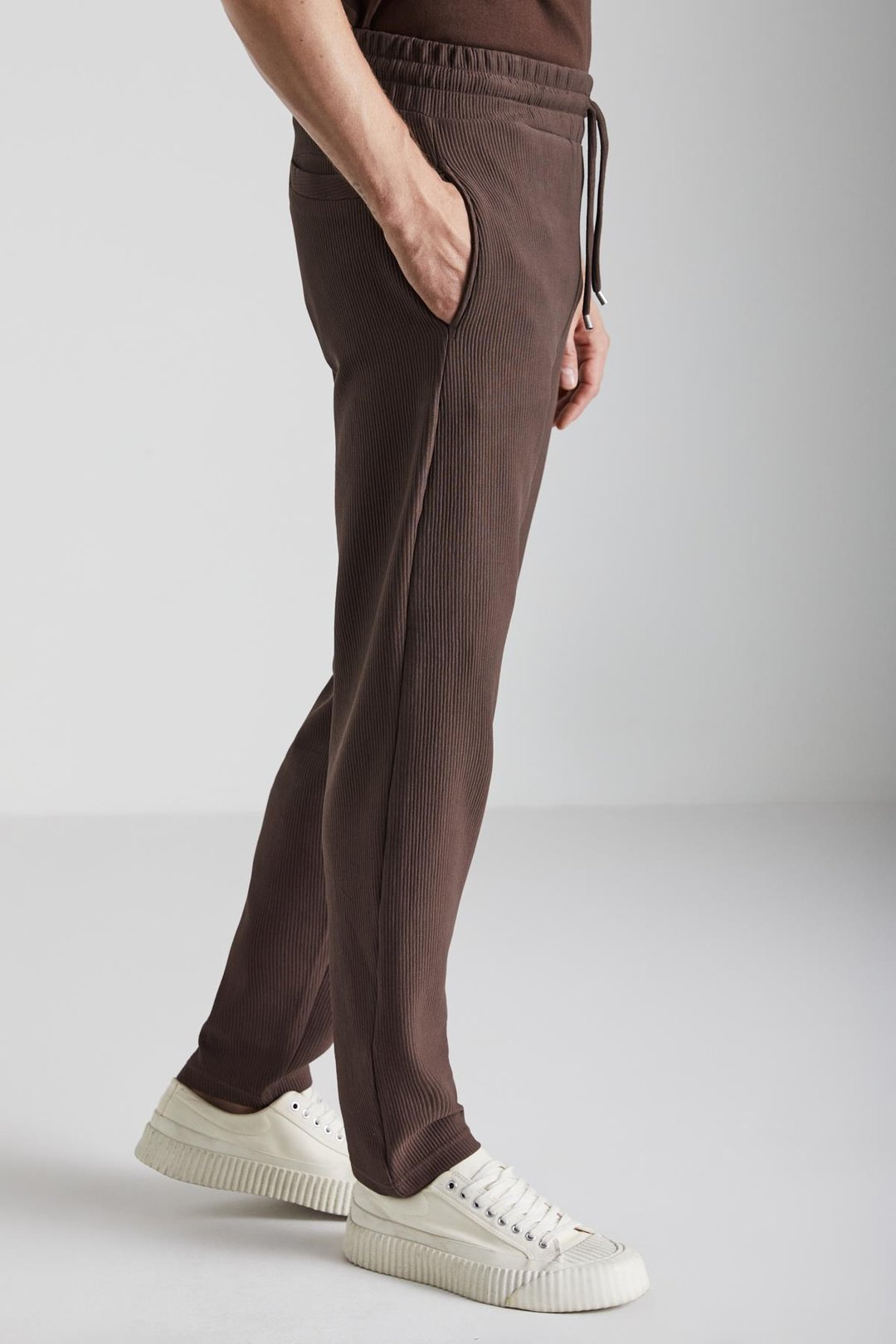 BERTHOLA Erkek Ottoman Kumaşlı Rahat kesim Pantolon Görünümlü Acı Kahve Eşofman Altı