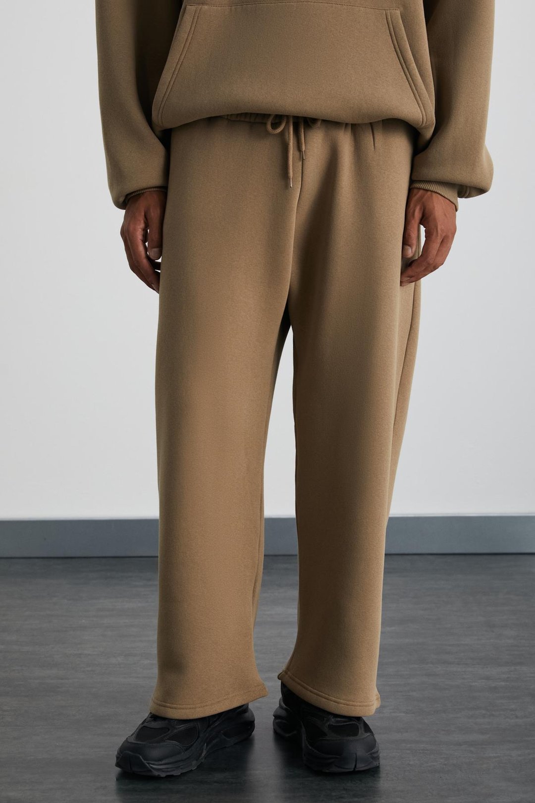 BIBURY Erkek Organik Kumaşlı İçi Polarlı Rahat kesim Pantolon Görünümlü Vizon Eşofman Altı