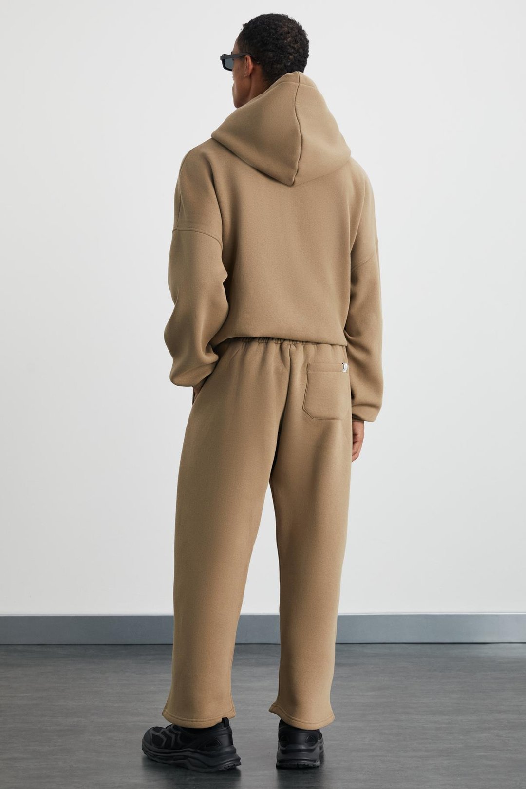 BIBURY Erkek Organik Kumaşlı İçi Polarlı Rahat kesim Pantolon Görünümlü Vizon Eşofman Altı