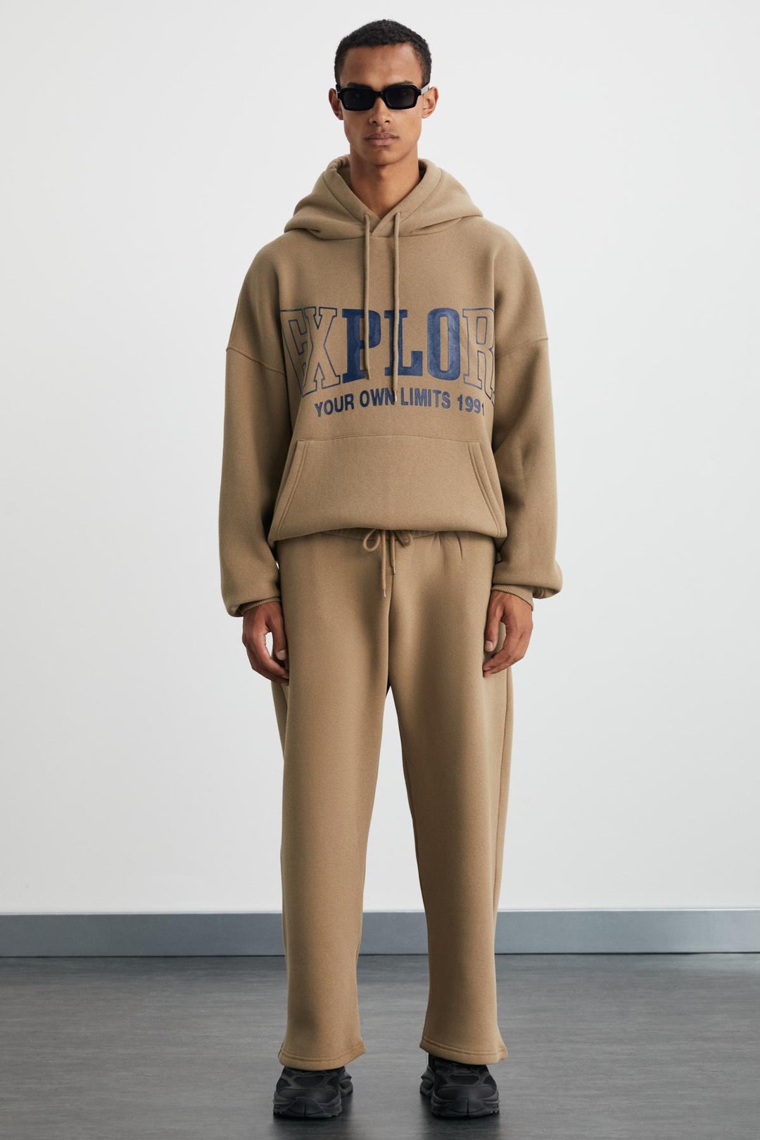 BIBURY Erkek Organik Kumaşlı İçi Polarlı Rahat kesim Pantolon Görünümlü Vizon Eşofman Altı