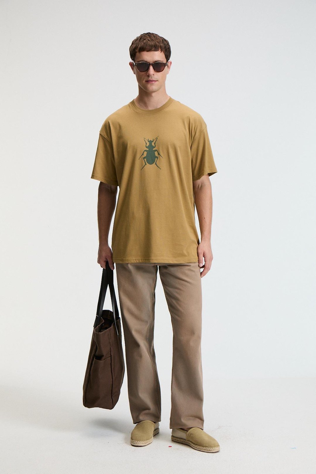 BOLD Erkek %100 Pamuk Oversize Fit Baskılı Kısa Kollu Yuvarlak Yakalı Koyu Bej T-Shirt