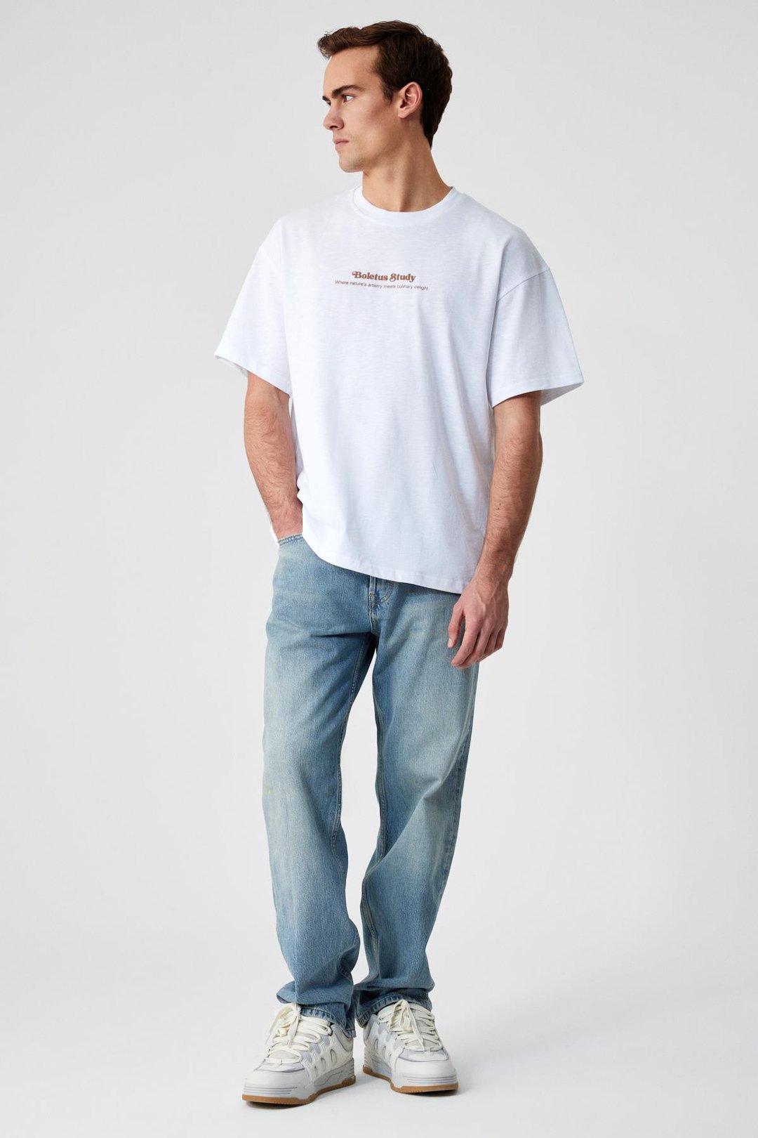 BOLETUS Erkek Baskı Detaylı %100 Organik Pamuk Oversize Bisiklet Yaka Kısa Kol Beyaz T-Shirt