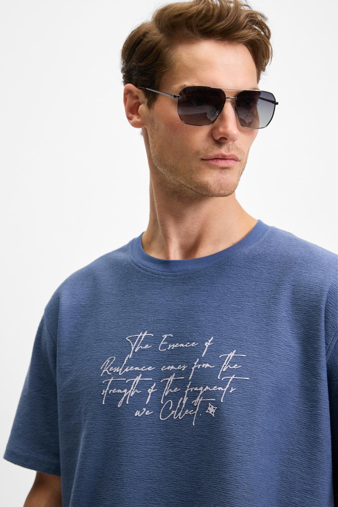 BONDIA Erkek Baskı Detaylı %100 Organik Pamuk Oversize Fit Bisiklet Yakalı Kısa Kollu İndigo T-Shirt