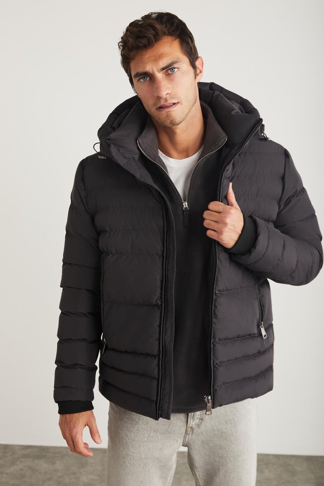 BRADIE Şişme Relaxed Antrasit Tekli Mont