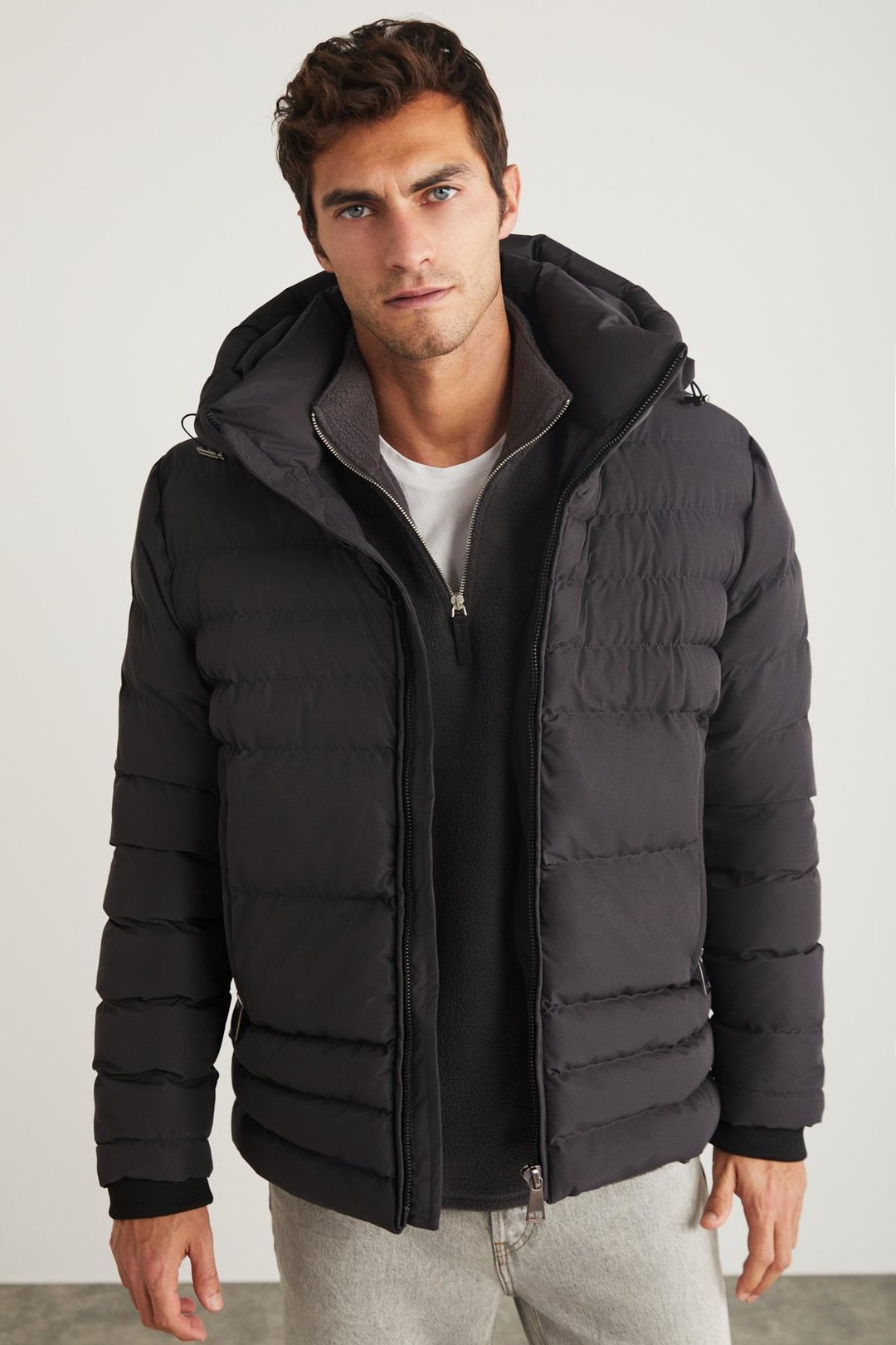 BRADIE Şişme Relaxed Antrasit Tekli Mont