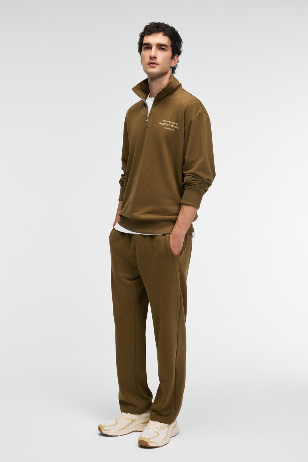 BRAM Erkek %100 Pamuk Dik Yakalı Yarım Fermuarlı Baskılı Haki Sweatshirt