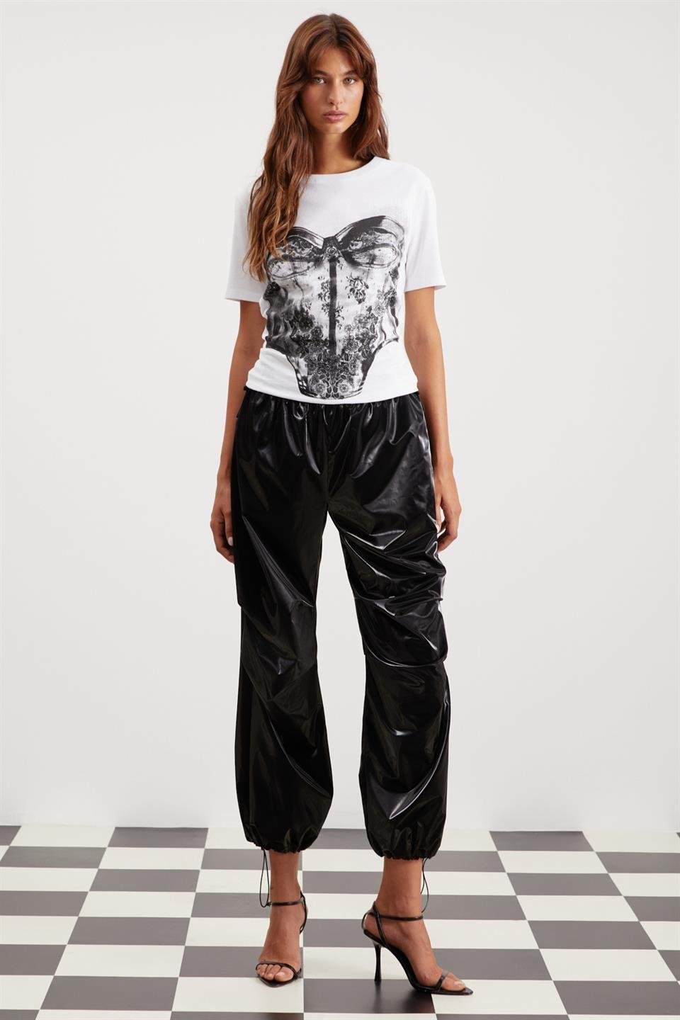 BRIELLE Kadın Relaxed Siyah Tekli Pantolon