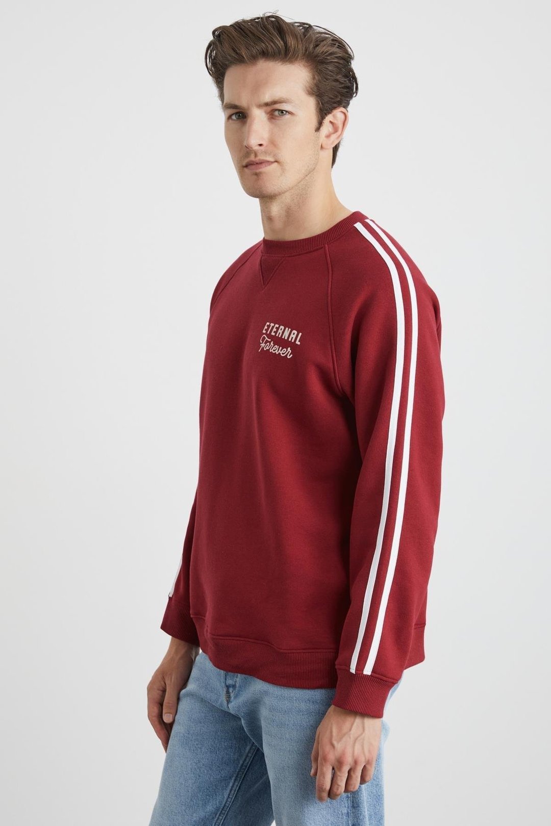 BRISTOL Erkek 3 İplik İçi Şardonlu Standart Kalıp Sırt Baskı Detaylı Kol Şeritli Bisiklet Yaka Bordo Sweatshirt