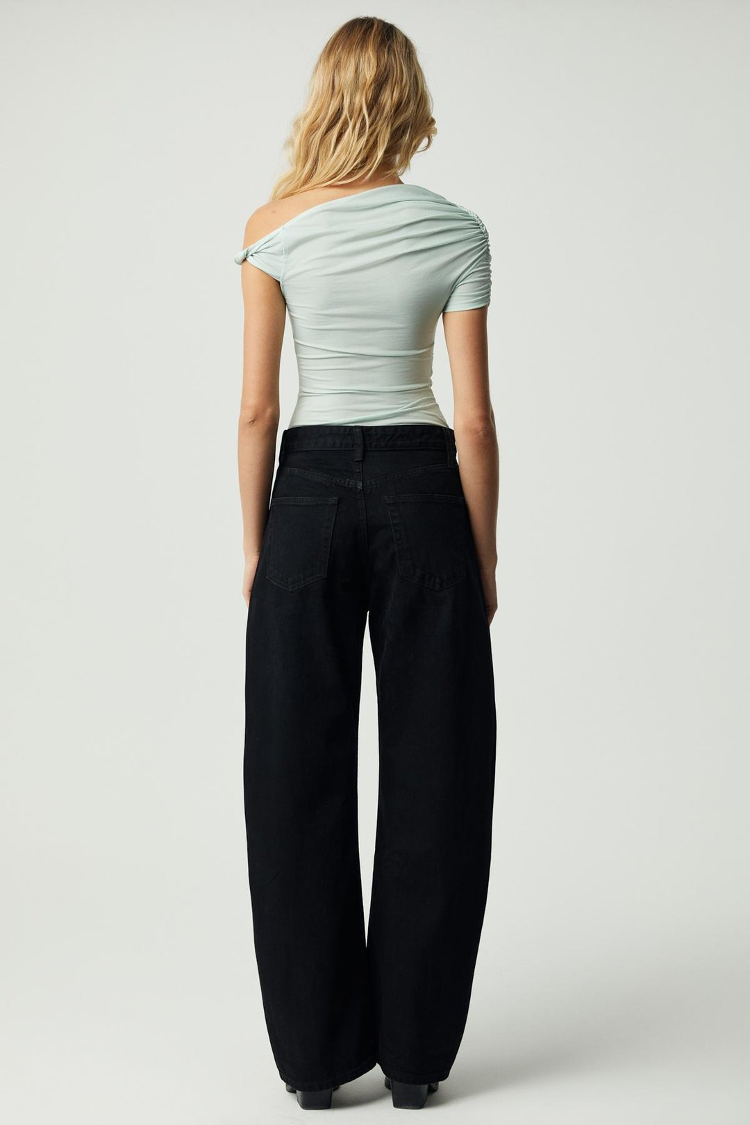 BURENTY Kadın Asimetrik Yaka Slim Kısa Kol Mint Yeşil Bluz