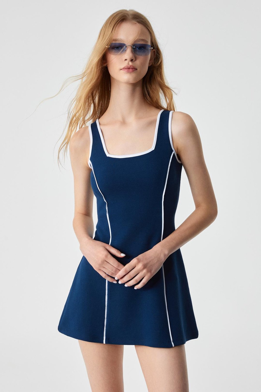 CALLIOS Kadın Regular Oyuk Yaka Kolsuz Lacivert Elbise