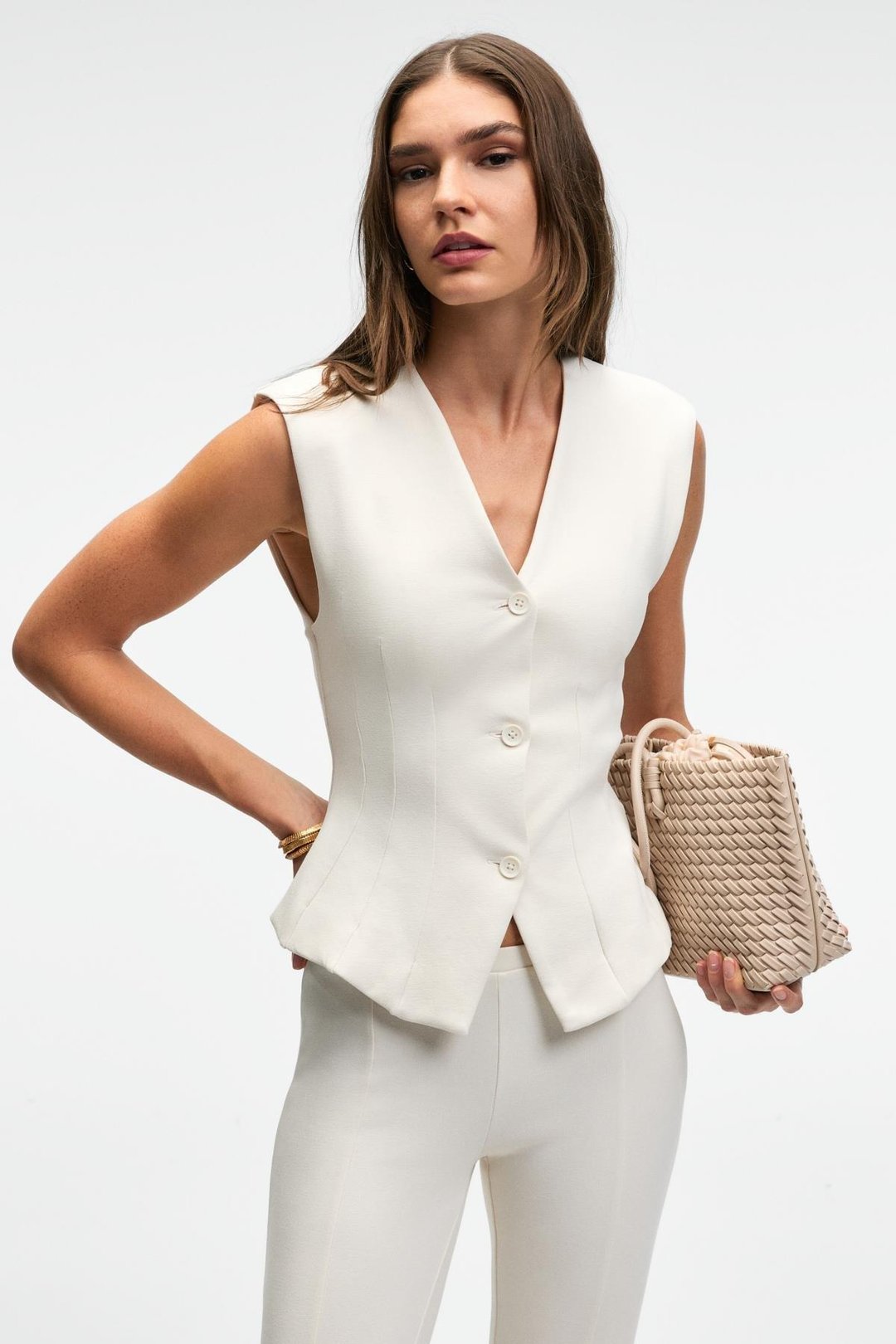 CALYSTRA Kadın Esnek Kumaşlı Önü Pensli Düğmeli Regular Fit Ekru Yelek