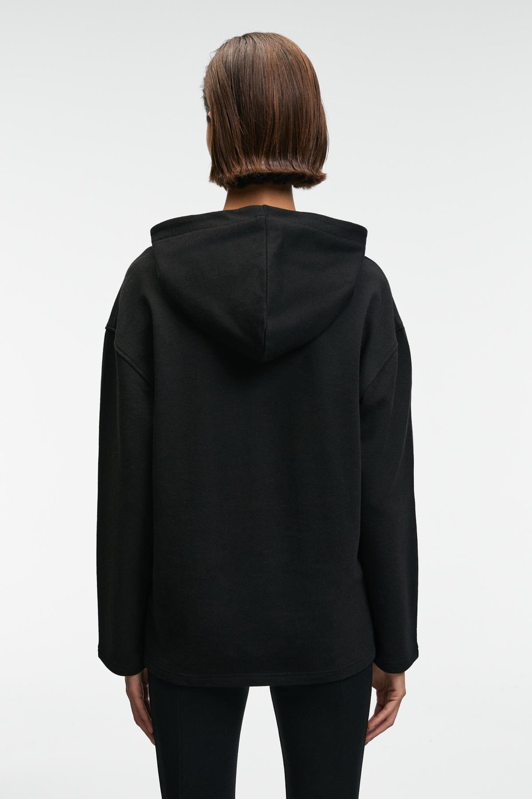 CAMELLIA Kadın Önü Nakışlı Etek Ucu Yırtmaçlı Kapüşonlu Comfort Fit Siyah Sweatshirt