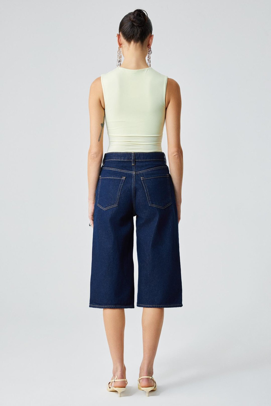 CANISA Kadın Slim Fit Sıfır Kol Yuvarlak Yaka Düz Renk Sarı Atlet