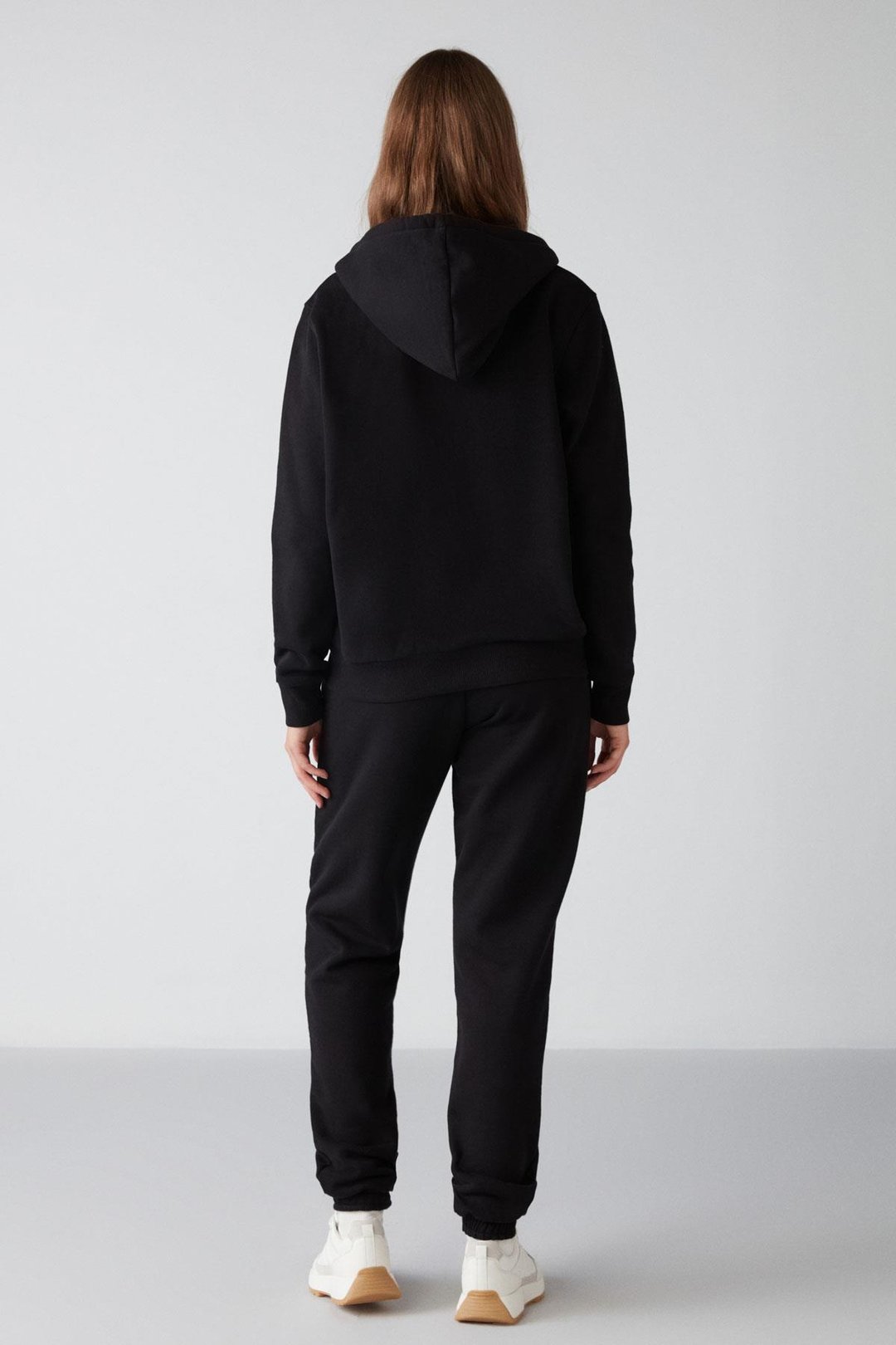 CARLOTA Kadın Yumuşacık İçi Polarlı 3 İplik Relaxed Kapüşonlu Fermuarlı Siyah Sweatshirt