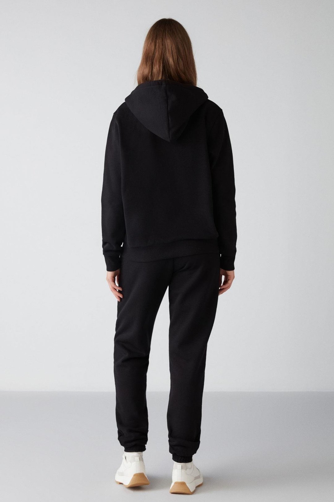 CARLOTA Kadın Yumuşacık İçi Polarlı 3 İplik Relaxed Kapüşonlu Fermuarlı Siyah Sweatshirt