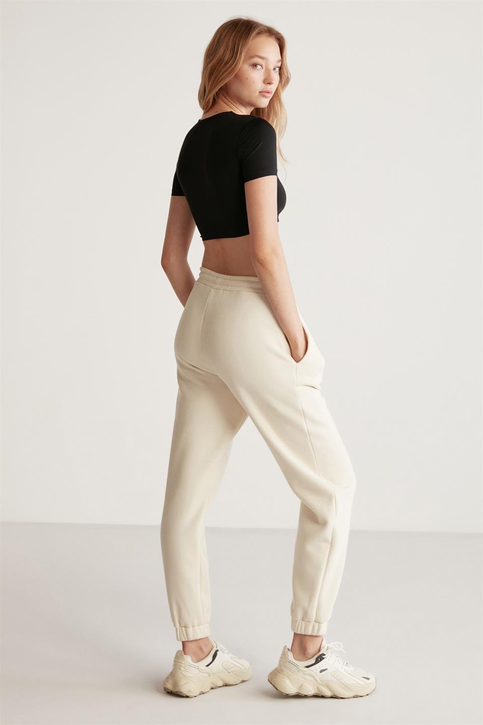 CARROLINE Örme Relaxed Vanilya Tekli Eşofman Altı