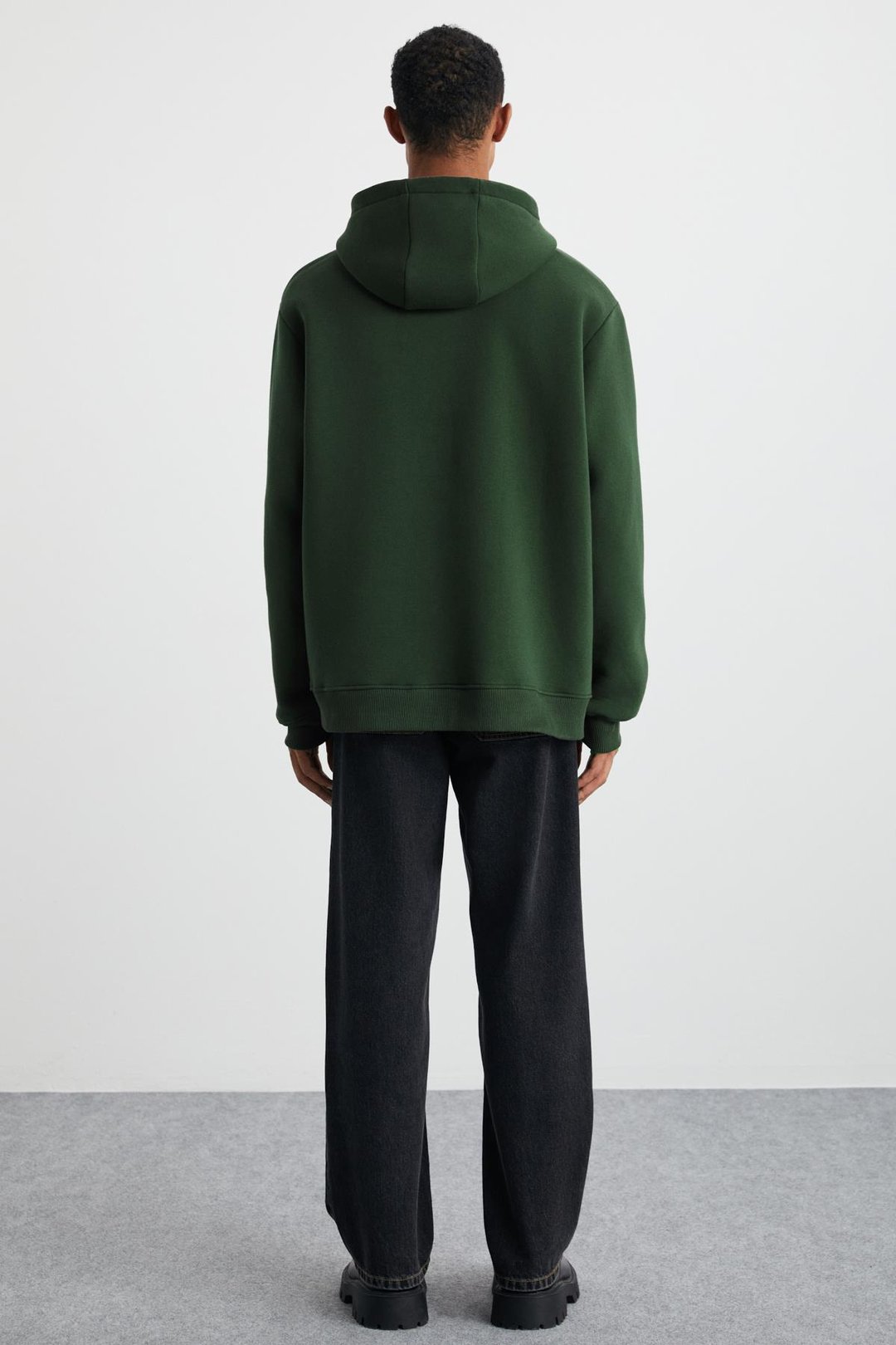 Cartmel Erkek Organik Kumaşlı İçi Polarlı Yumuşacık  Kanguru Cepli Kapüşonlu Koyu Yeşil Sweatshirt