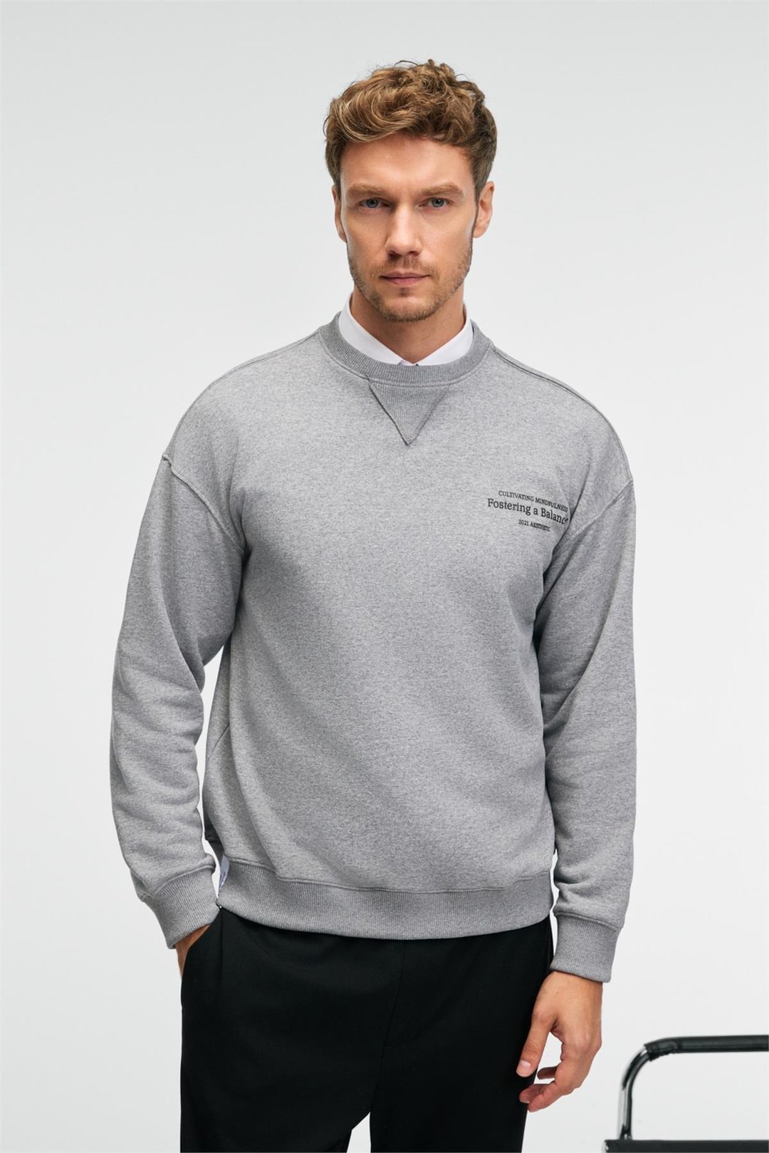 CASPIAN Erkek %100 Pamuk Bisiklet Yaka Karyoka Dikişli Baskılı Antrasit Sweatshirt
