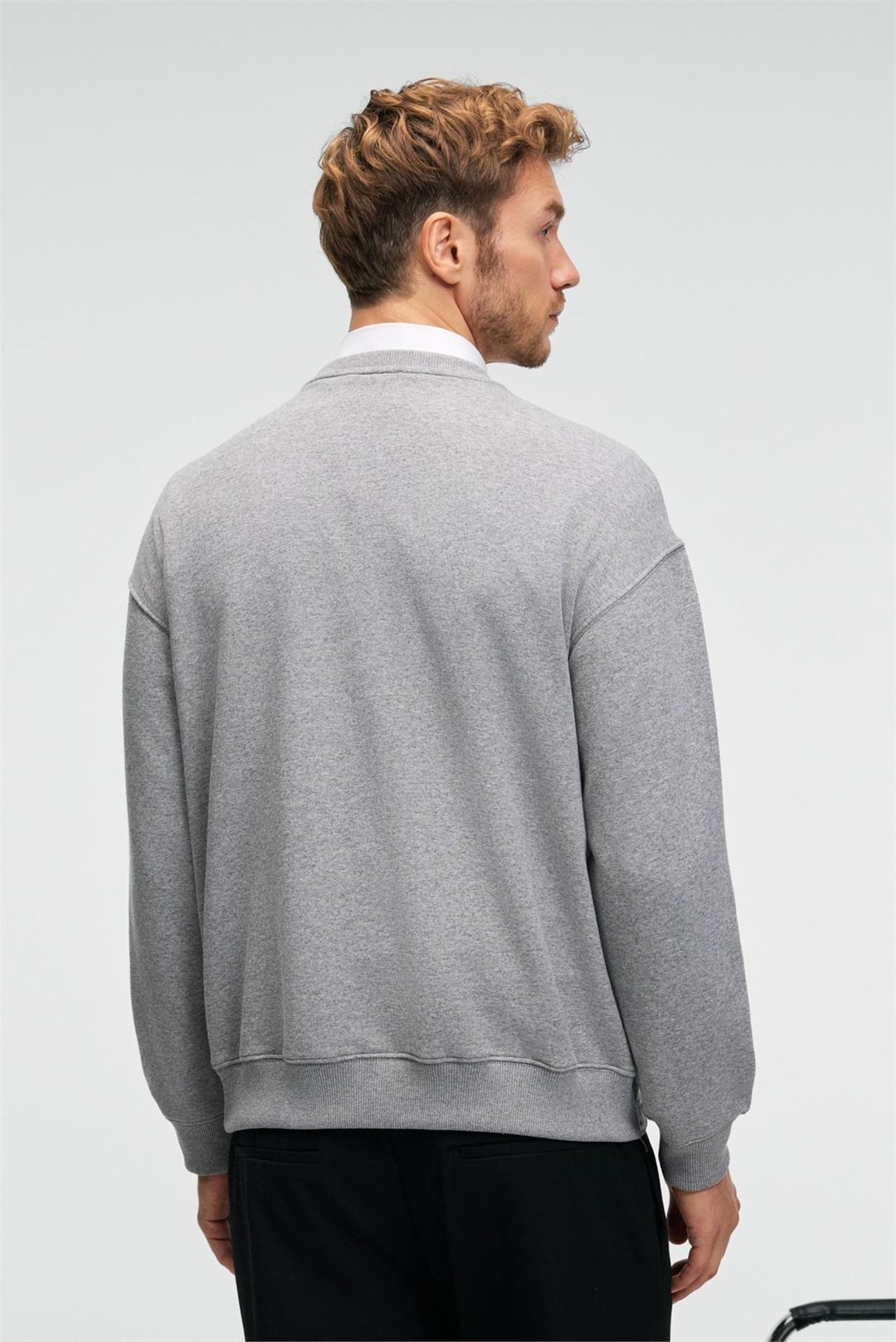 CASPIAN Erkek %100 Pamuk Bisiklet Yaka Karyoka Dikişli Baskılı Antrasit Sweatshirt