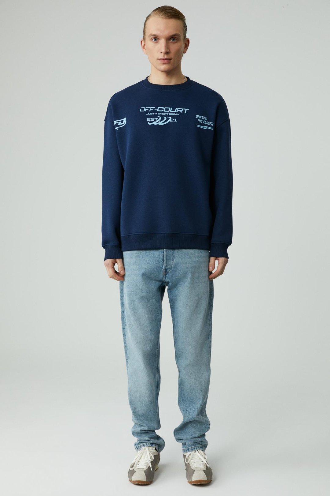 CASSY Erkek Organik Pamuklu Yumuşacık Baskı Detaylı Lacivert Sweatshirt