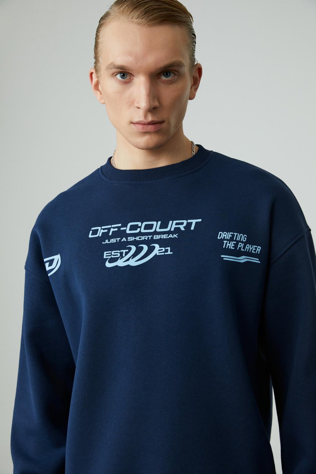 CASSY Erkek Organik Pamuklu Yumuşacık Baskı Detaylı Lacivert Sweatshirt