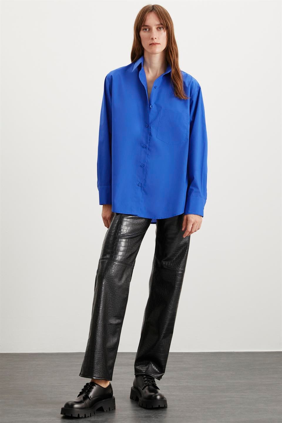 CELIA  Oversize Lacivert Tekli Gömlek