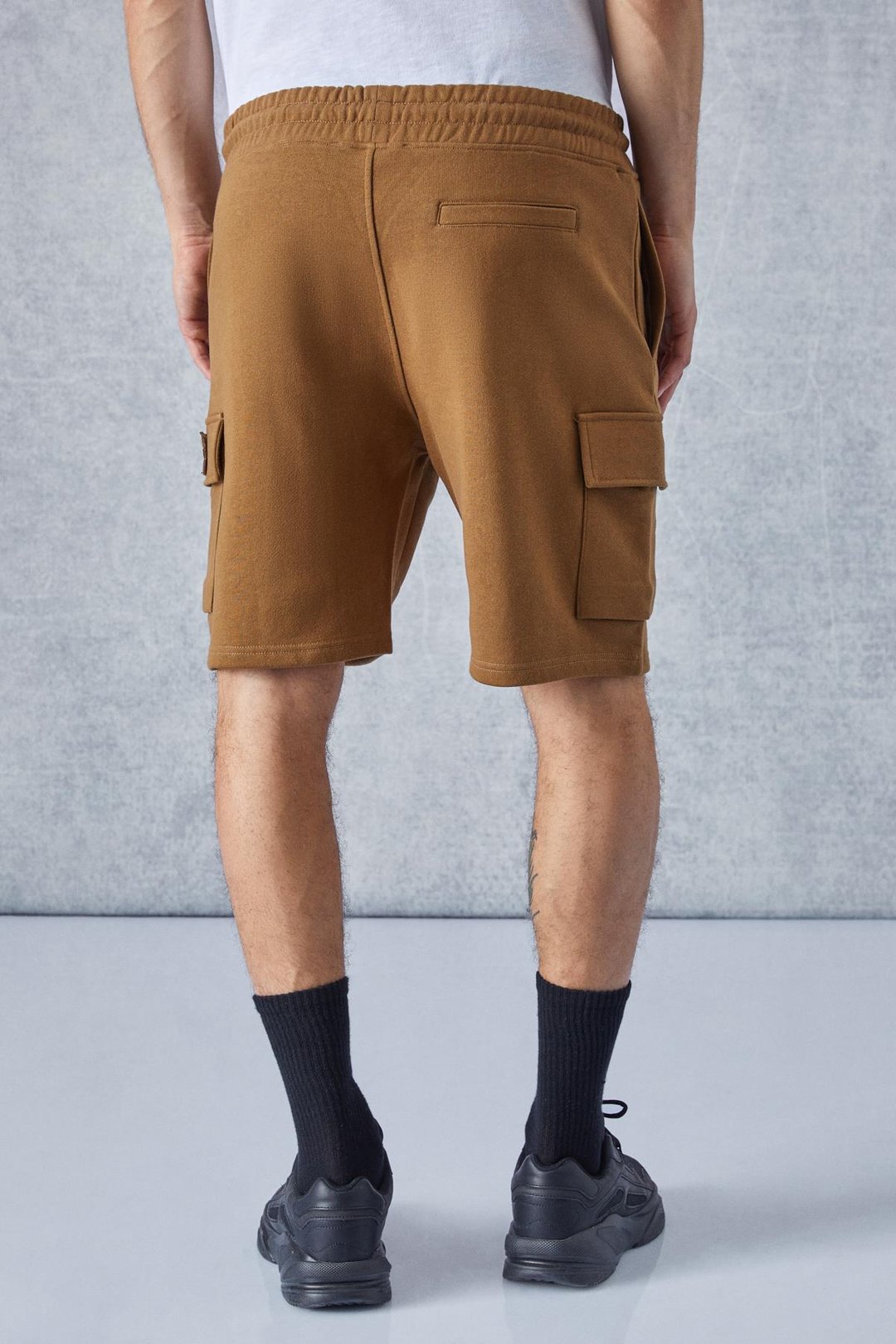 CERVINO Erkek Beli Lastikli Nakış Detaylı Kargo Cep Comfort Koyu Kahverengi Şort
