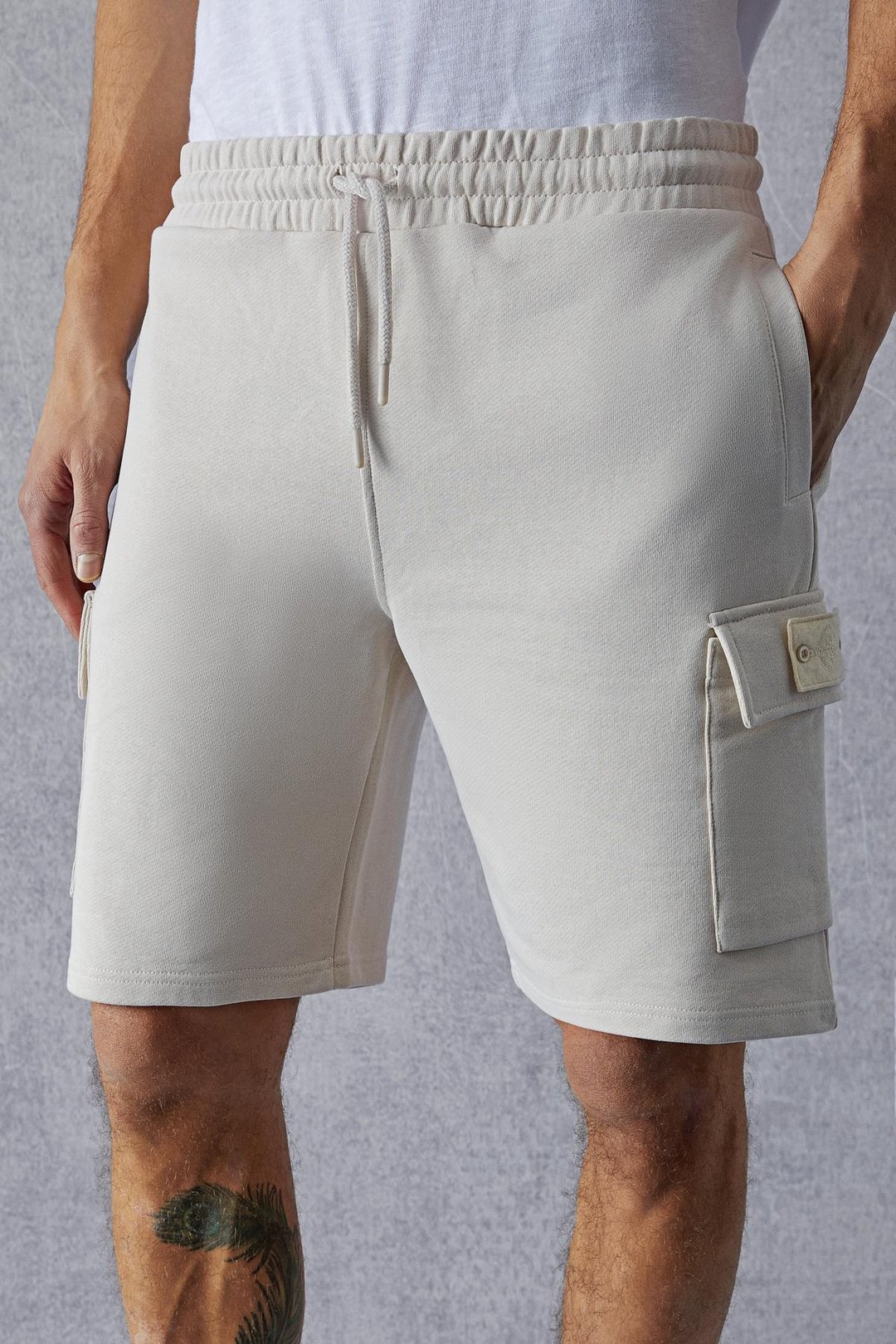 CERVINO Erkek Beli Lastikli Nakış Detaylı Kargo Cep Comfort Bej Şort