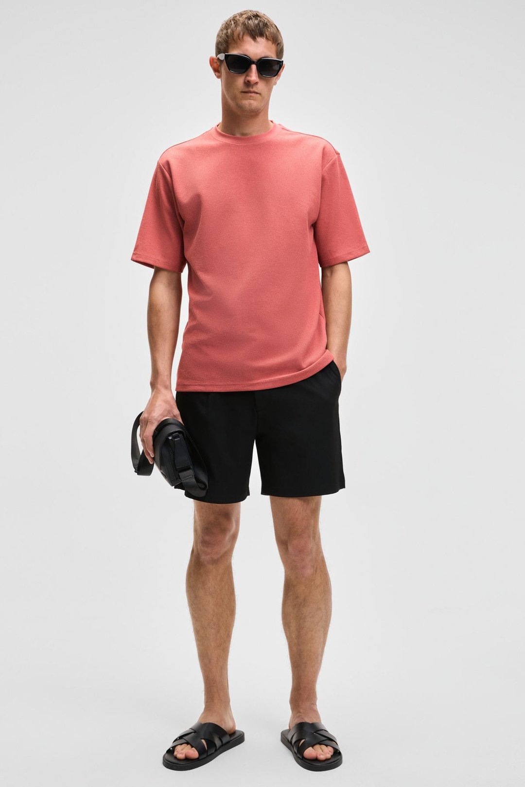 CHIC Erkek Relaxed Fit Dokulu Pamuk Kumaş Kiremit Rengi T-Shirt