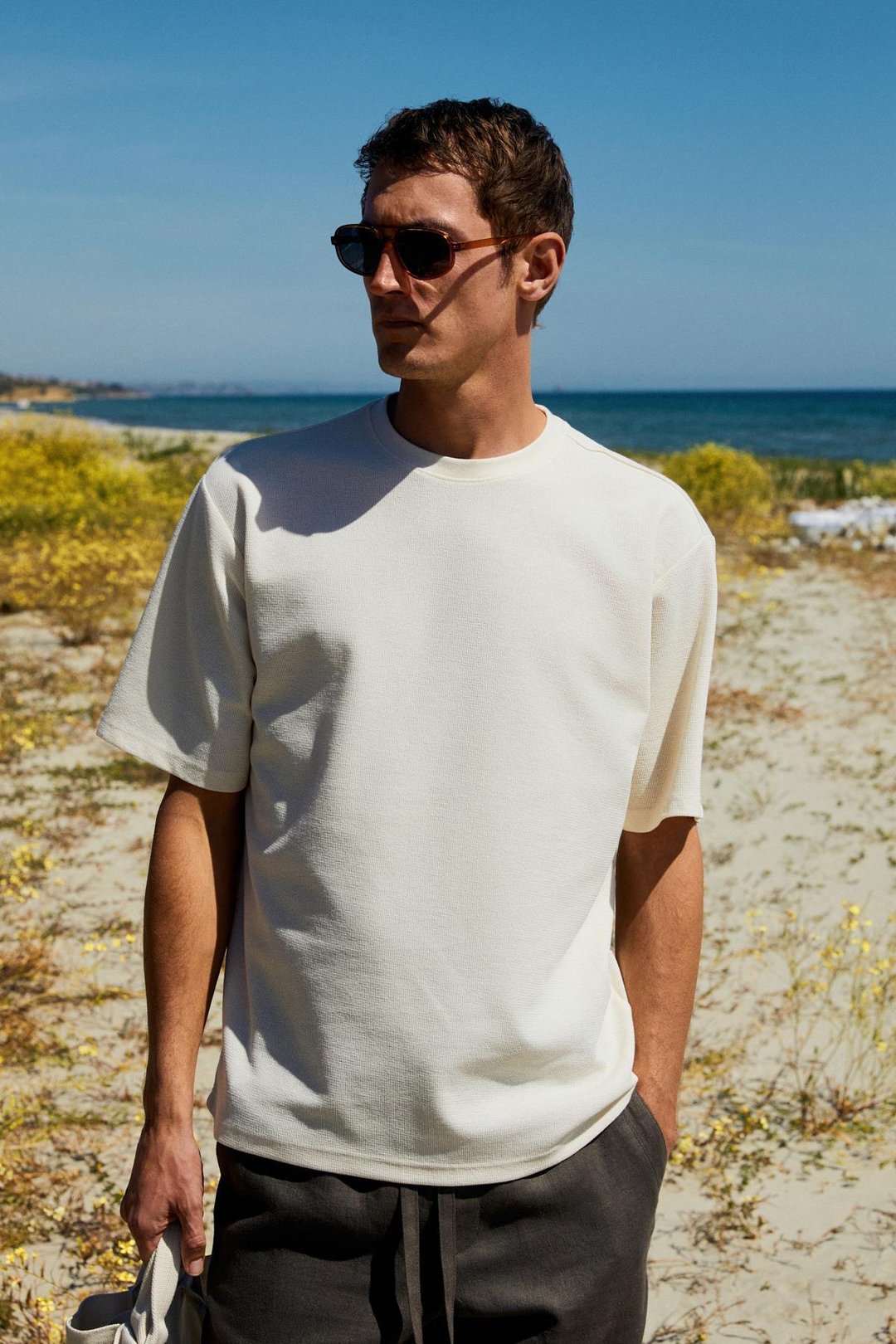 CHIC Erkek Relaxed Fit Dokulu Pamuk Kumaş Ekru T-Shirt