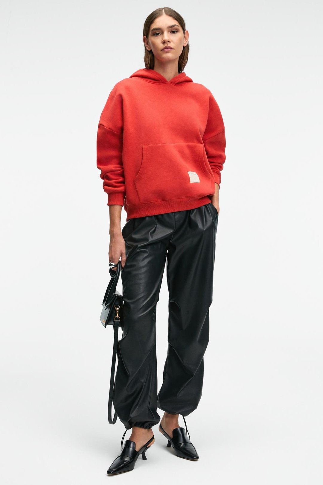 CLARIE Kadın Organik Pamuklu Oversize Kanguru Cepli Kapüşonlu Kırmızı Sweatshirt