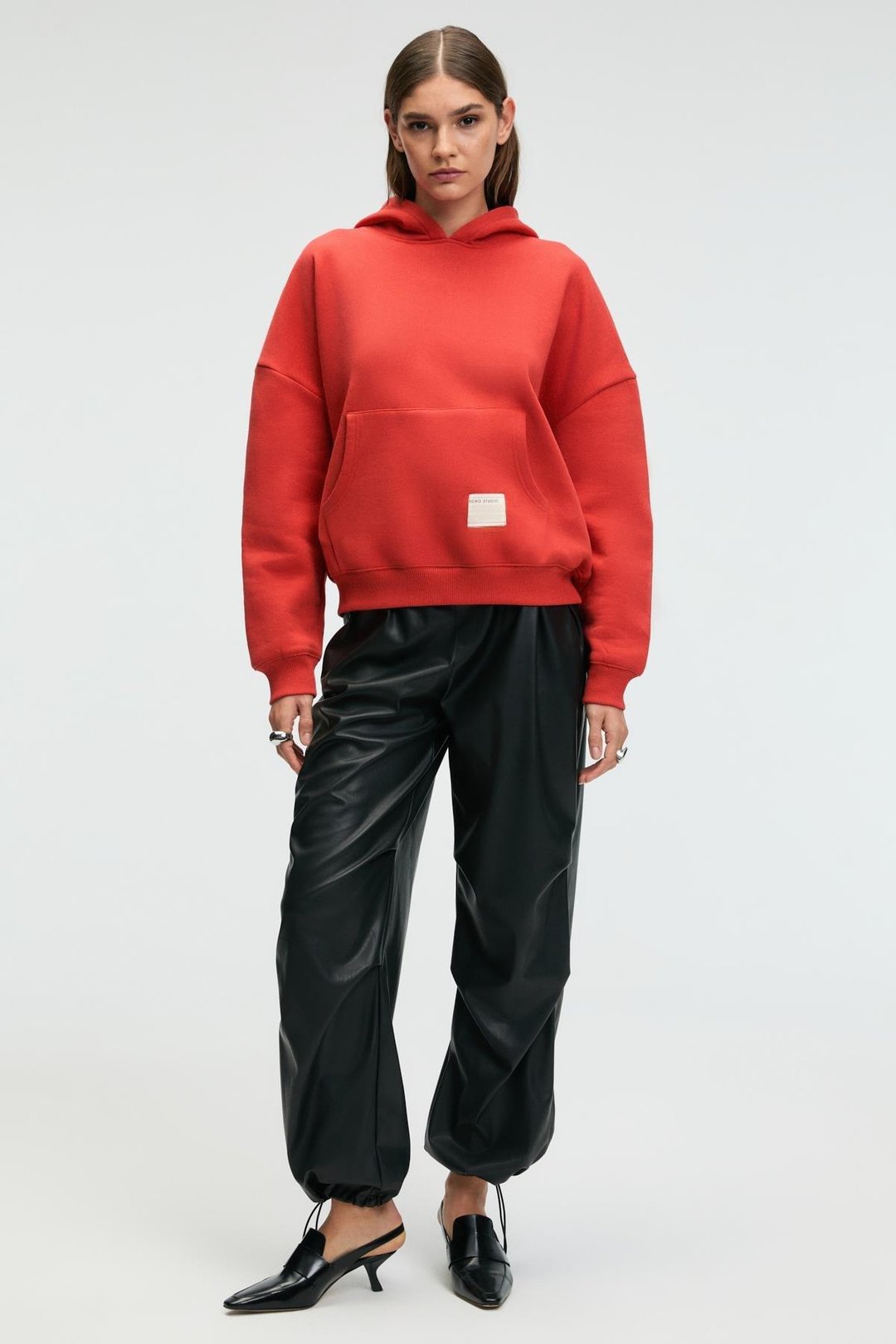 CLARIE Kadın Organik Pamuklu Oversize Kanguru Cepli Kapüşonlu Kırmızı Sweatshirt