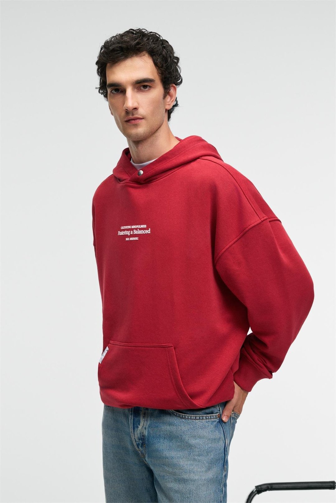 CLAY Erkek %100 Pamuk Kapüşonlu Çıtçıtlı Baskılı Cebi Süs Etiketli Kırmızı Sweatshirt