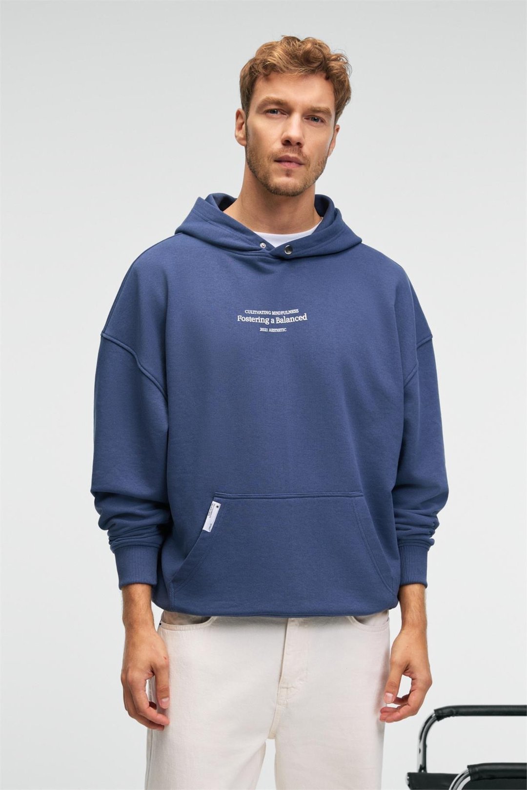 CLAY Erkek %100 Pamuk Kapüşonlu Çıtçıtlı Baskılı Cebi Süs Etiketli İndigo Sweatshirt