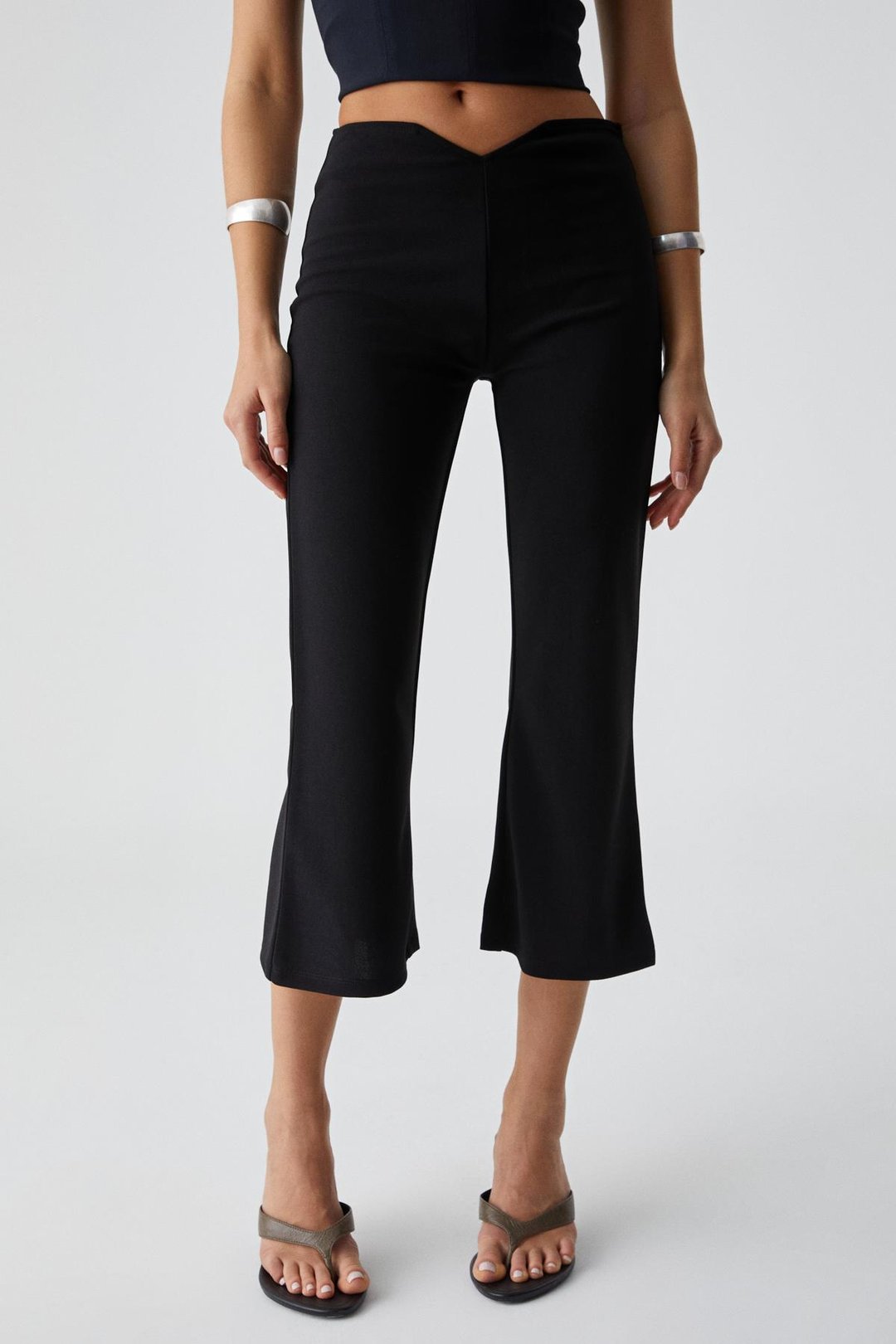 CREPSY Kadın Slim Kısa Paça Yüksek Bel Kısa Siyah Pantolon