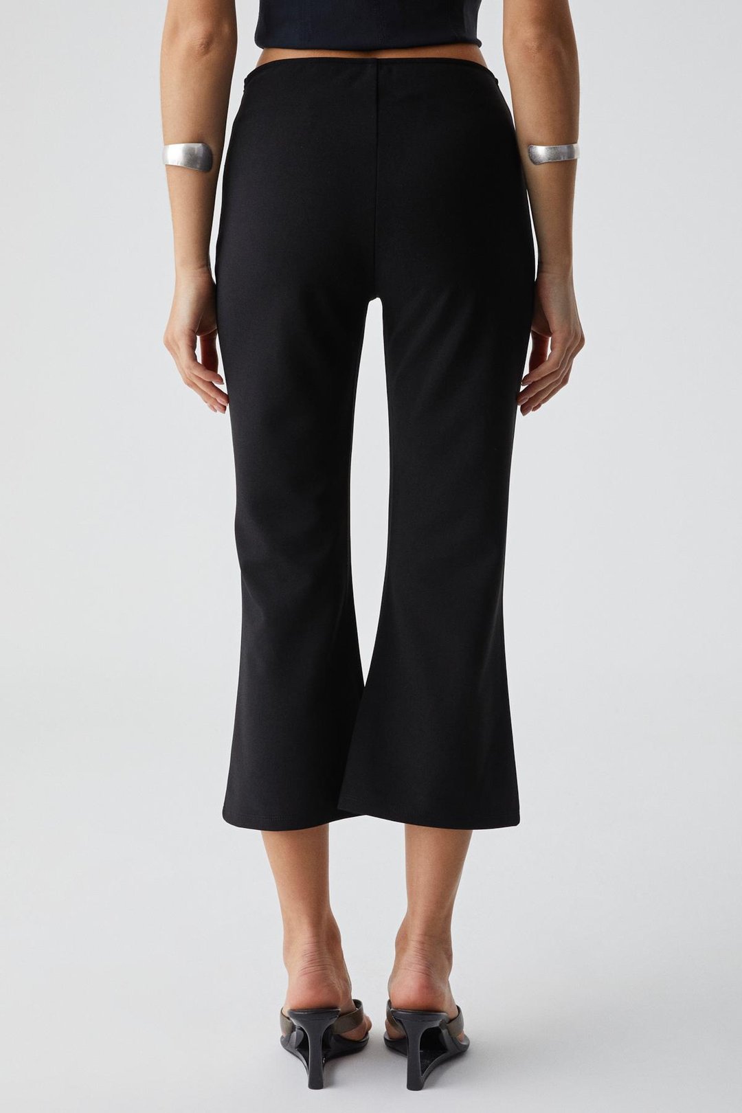 CREPSY Kadın Slim Kısa Paça Yüksek Bel Kısa Siyah Pantolon