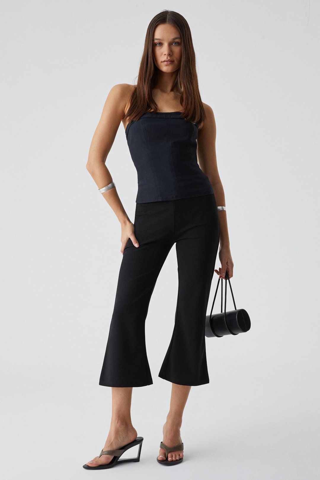 CREPSY Kadın Slim Kısa Paça Yüksek Bel Kısa Siyah Pantolon