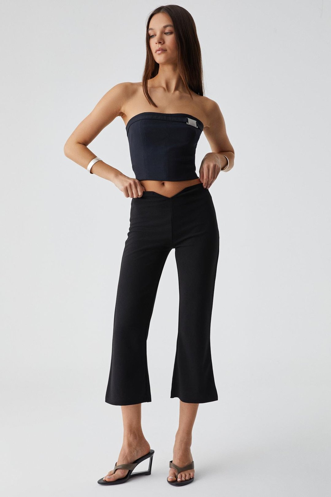 CREPSY Kadın Slim Kısa Paça Yüksek Bel Kısa Siyah Pantolon